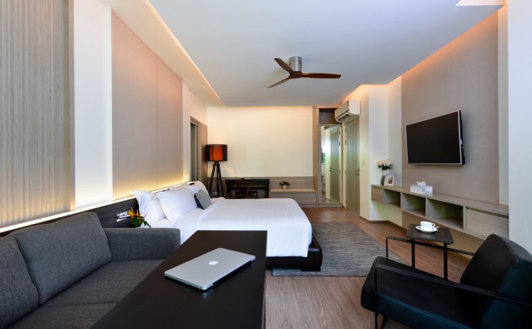 LPR_acc_golfviewsuite_dbl_02